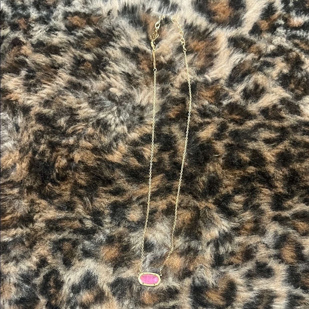 Elegant Gold Necklace with Pink Stone